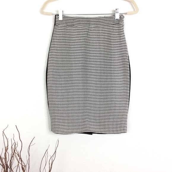 L'AGENCE Dresses & Skirts - L’AGENCE Black and White Skirt - 6